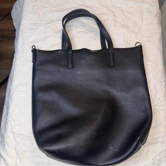 Saint Laurent Toy North/South Black Leather Tote - Picture 6 of 16